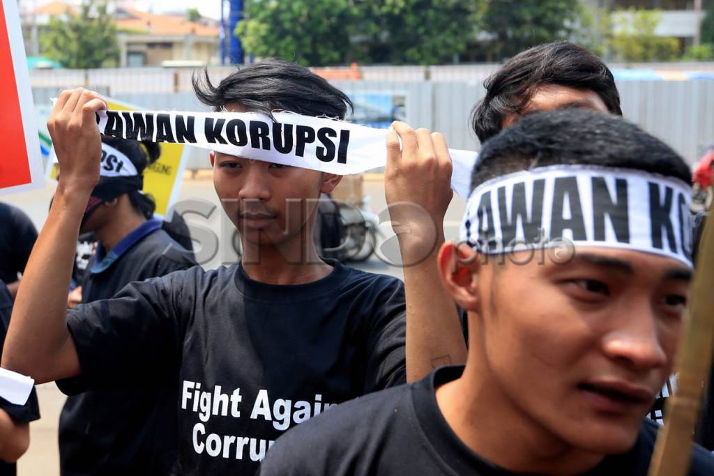 Demo Usut Korupsi BPPN