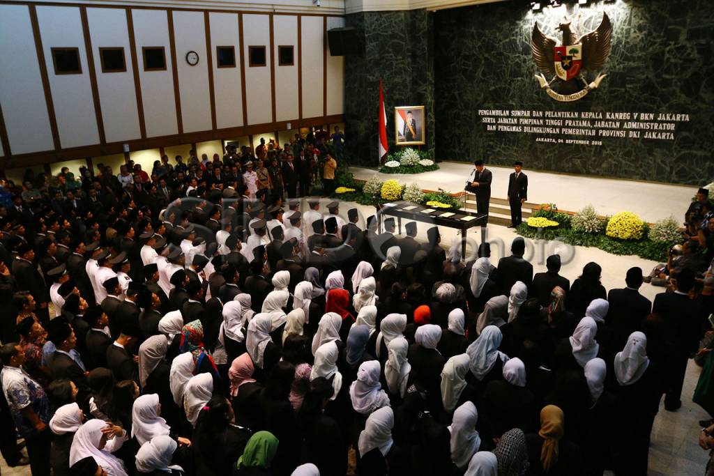 Ahok Lantik Pejabat...