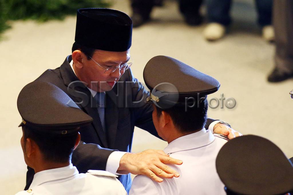 Ahok Lantik Pejabat...