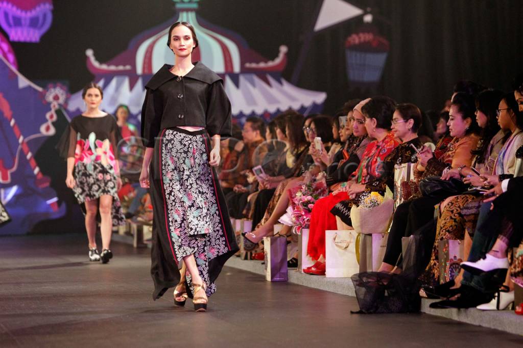 Batik Kudus Denny Wirawan...