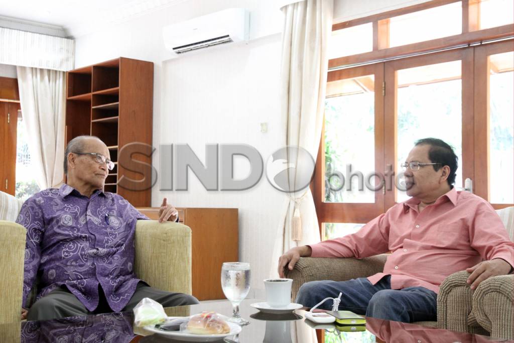 Syafii Maarif Temui...