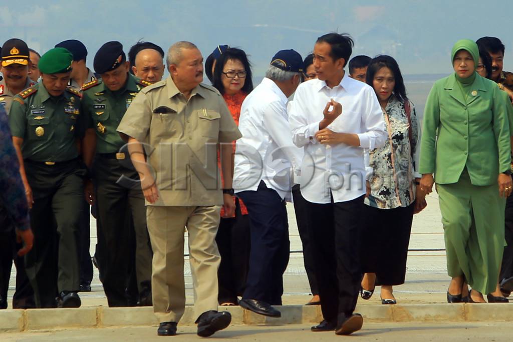 Presiden Jokowi Pantau...