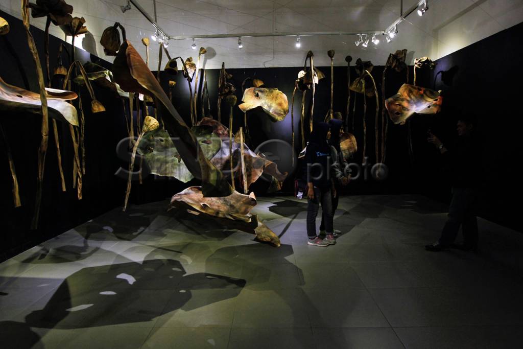 Pameran Lukisan Cat...