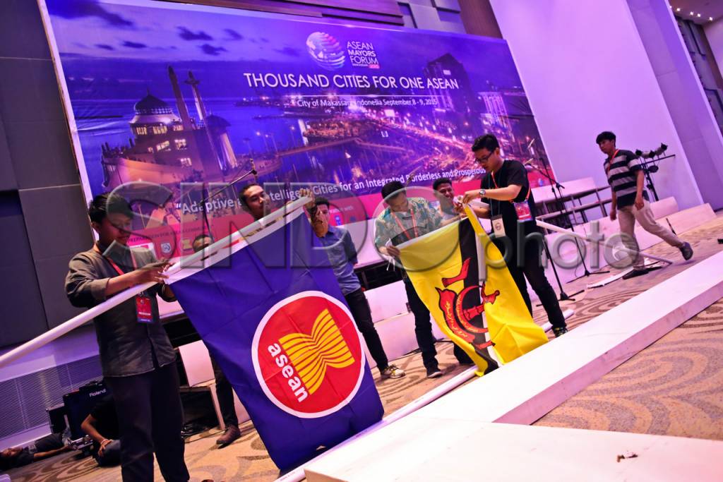 Makassar Bersiap Sambut...