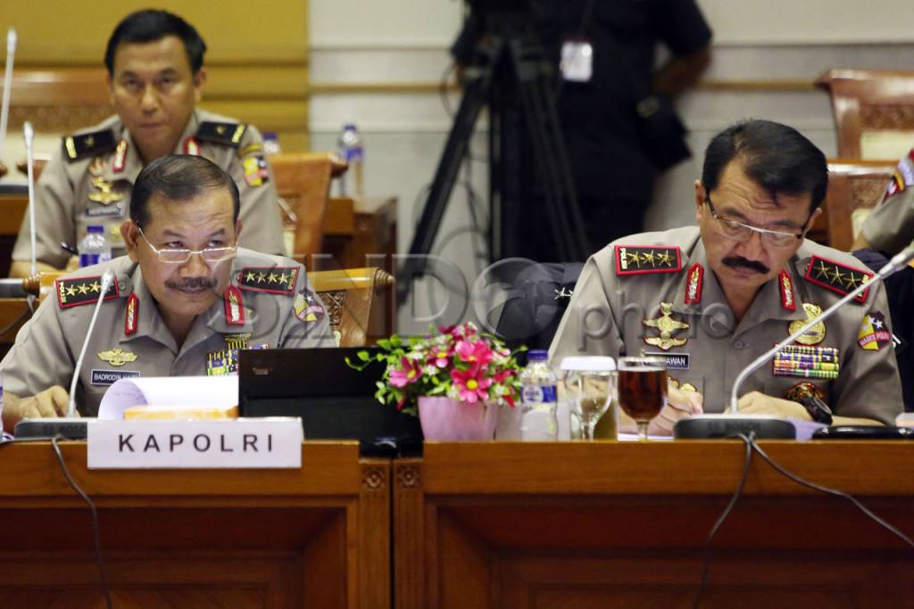 Komisi III Gelar Raker...