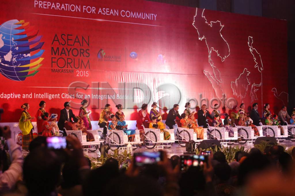 Asean Mayors Forum Resmi...