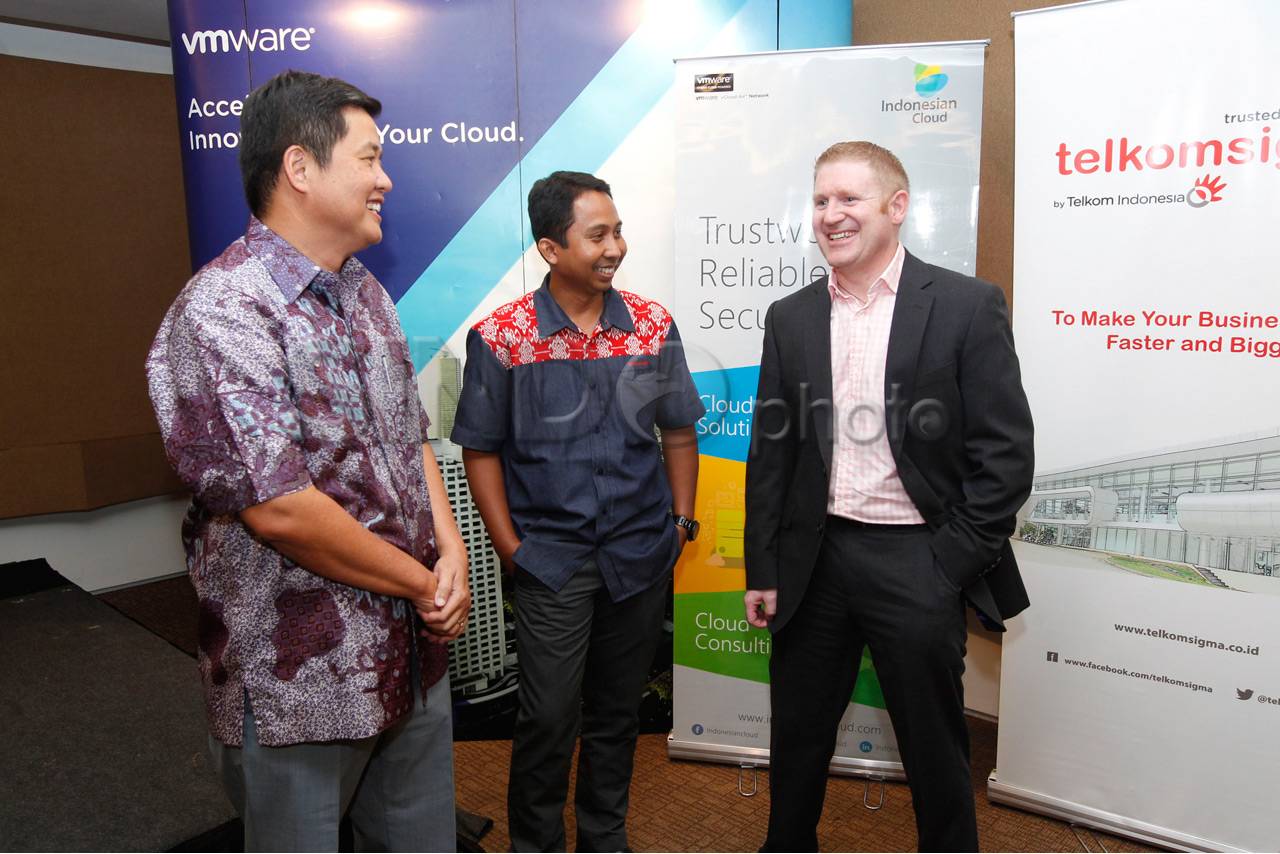 Diskusi Hybrid Cloud