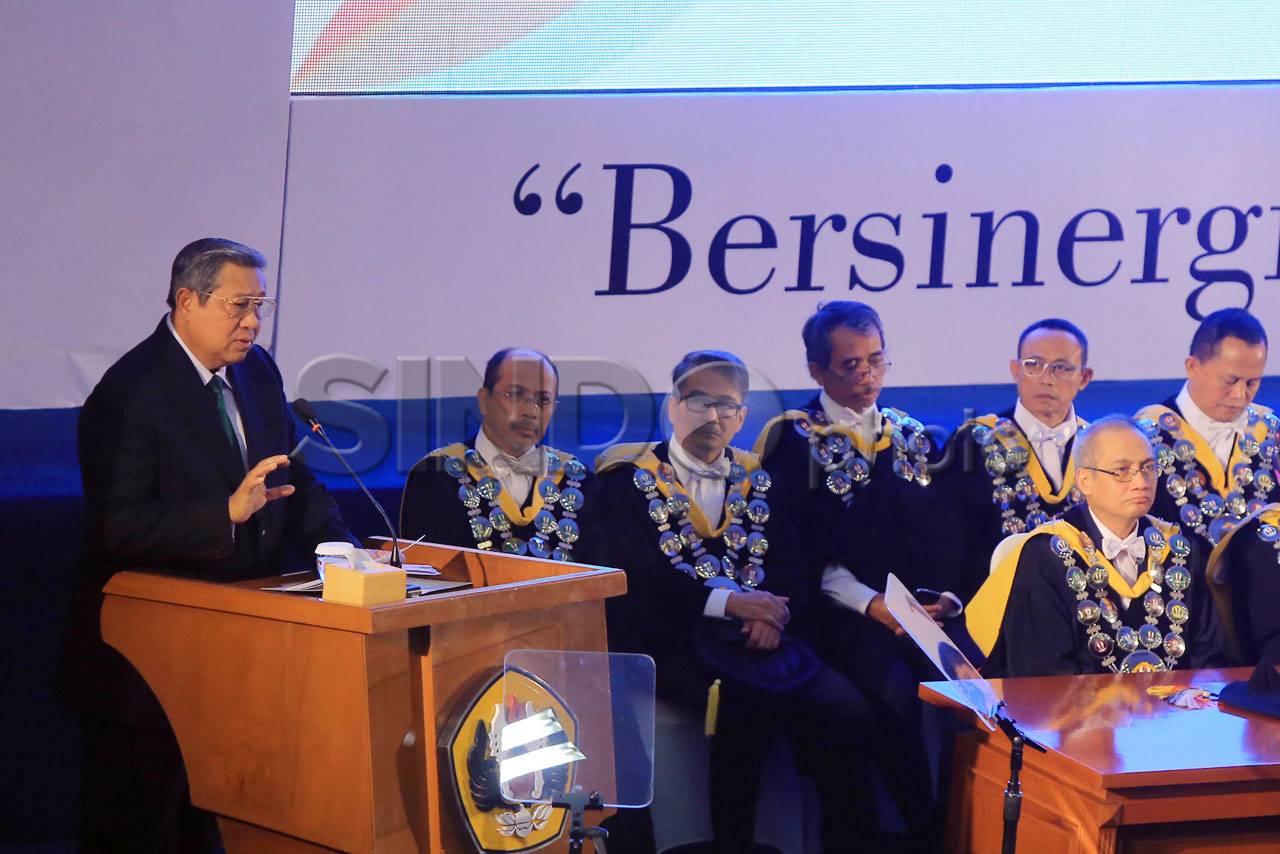 SBY Orasi Ilmiah di...