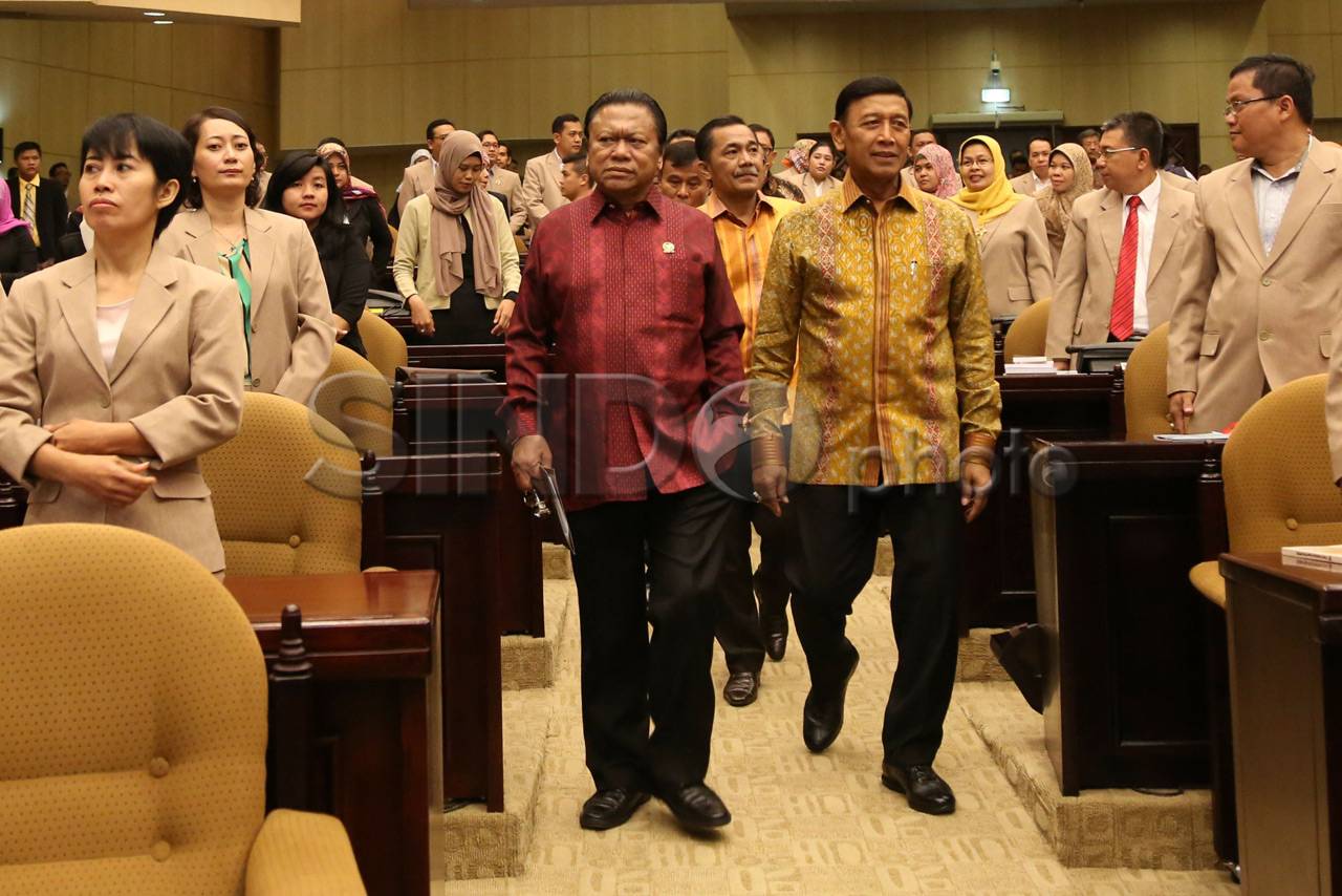 Akuntabilitas dan Efisiensi...