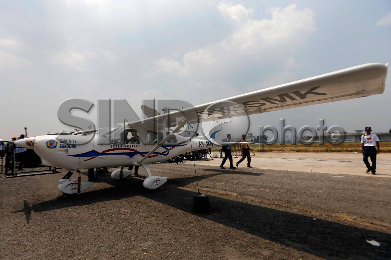 Jabiru, Pesawat Latih...