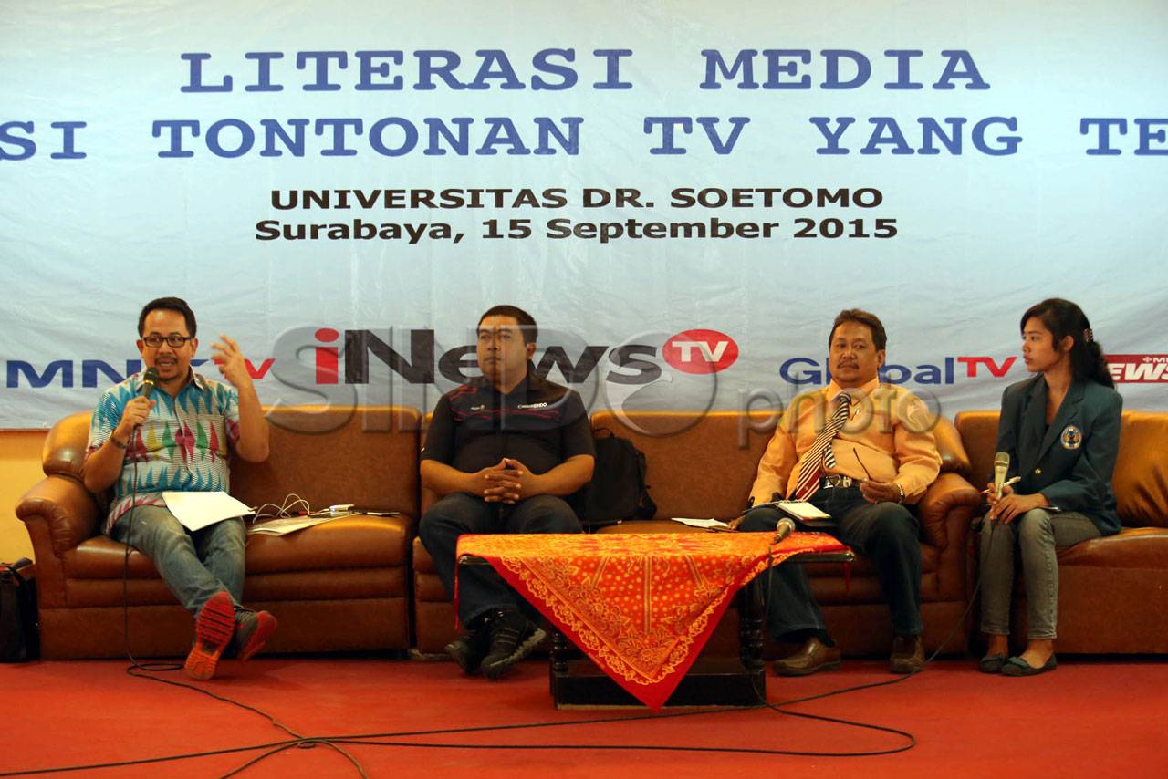 Roadshow Literasi Media...