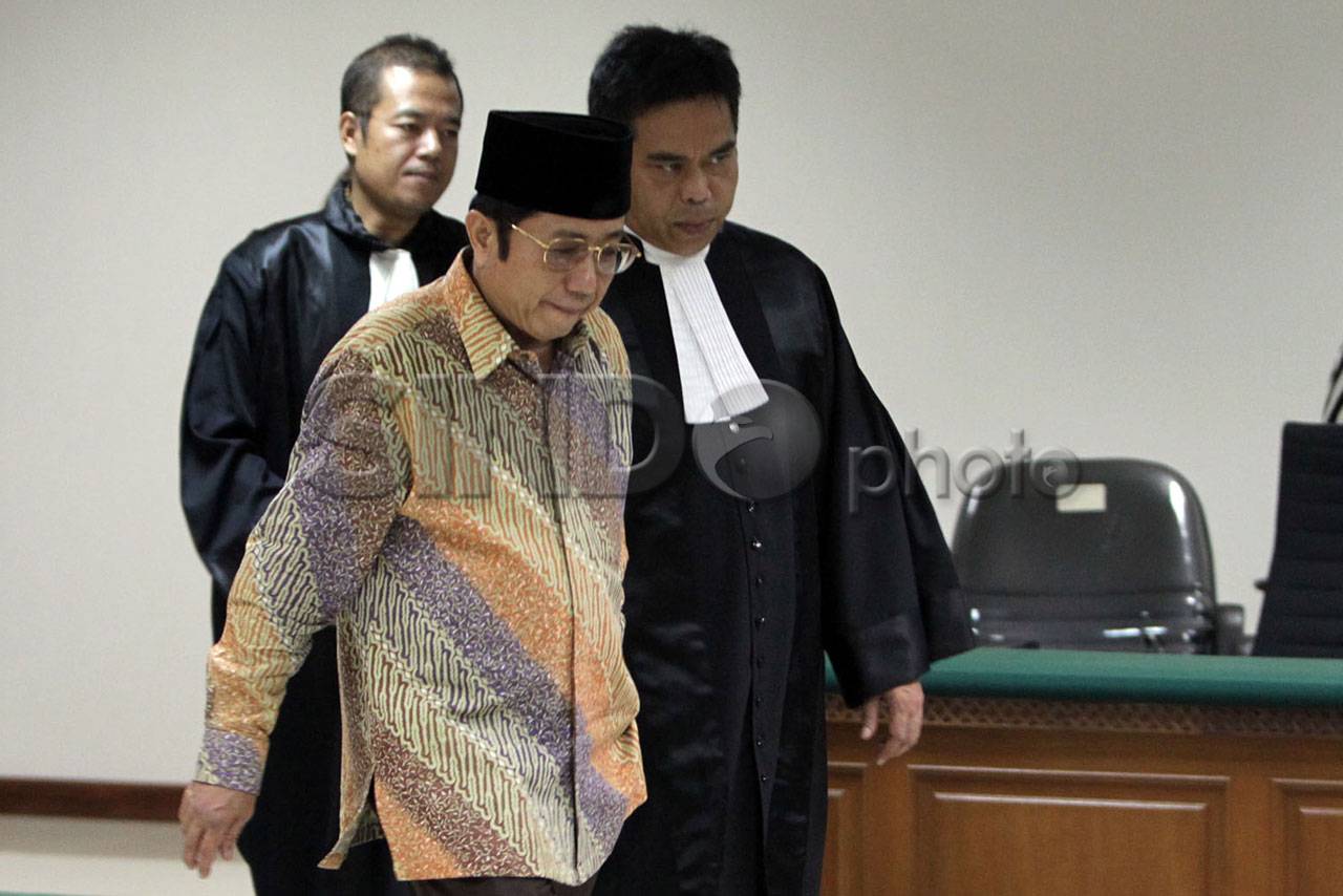 Waryono Karno Divonis...