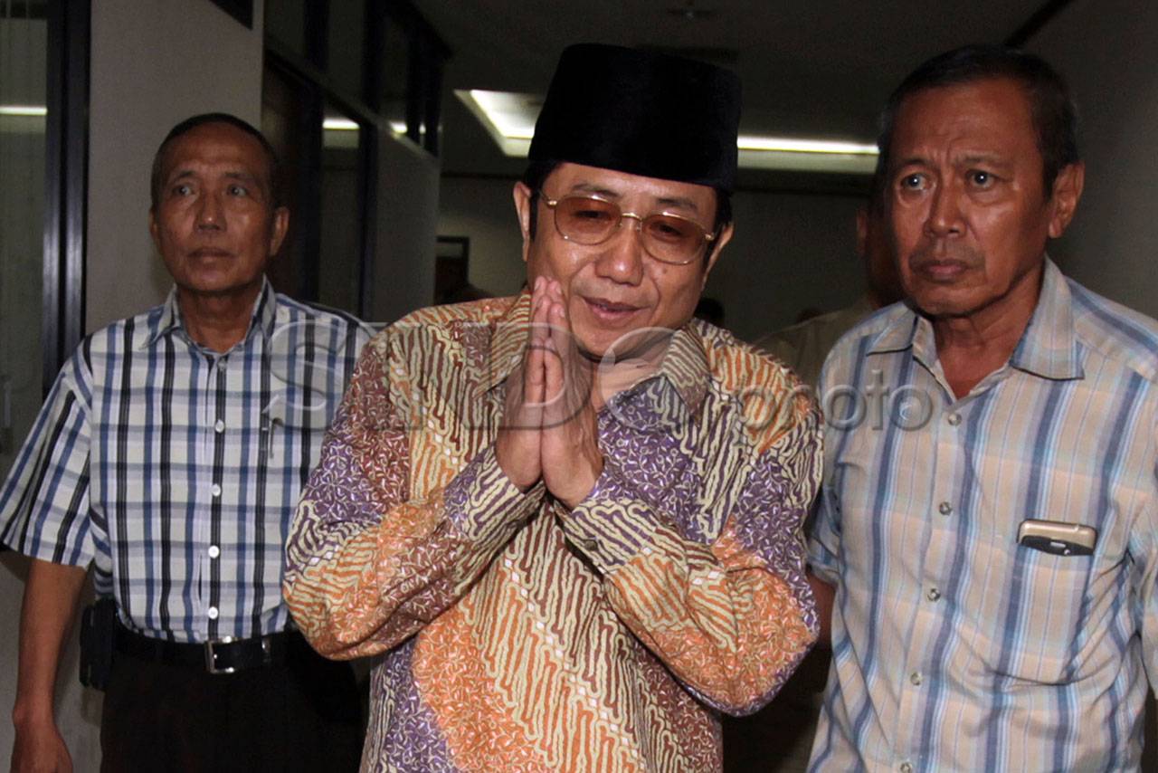 Waryono Karno Divonis...