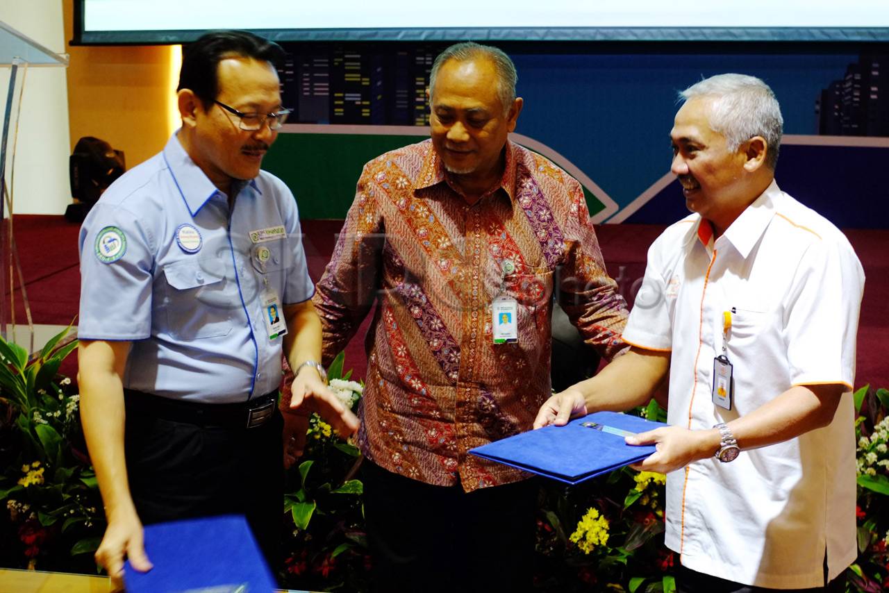 POS Distribusikan Kartu...