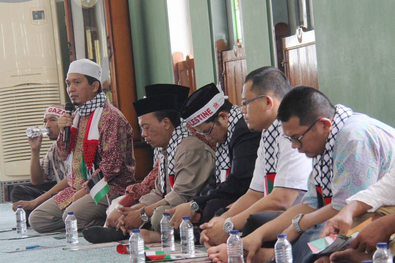 Sikap Tokoh Islam Terhadap...