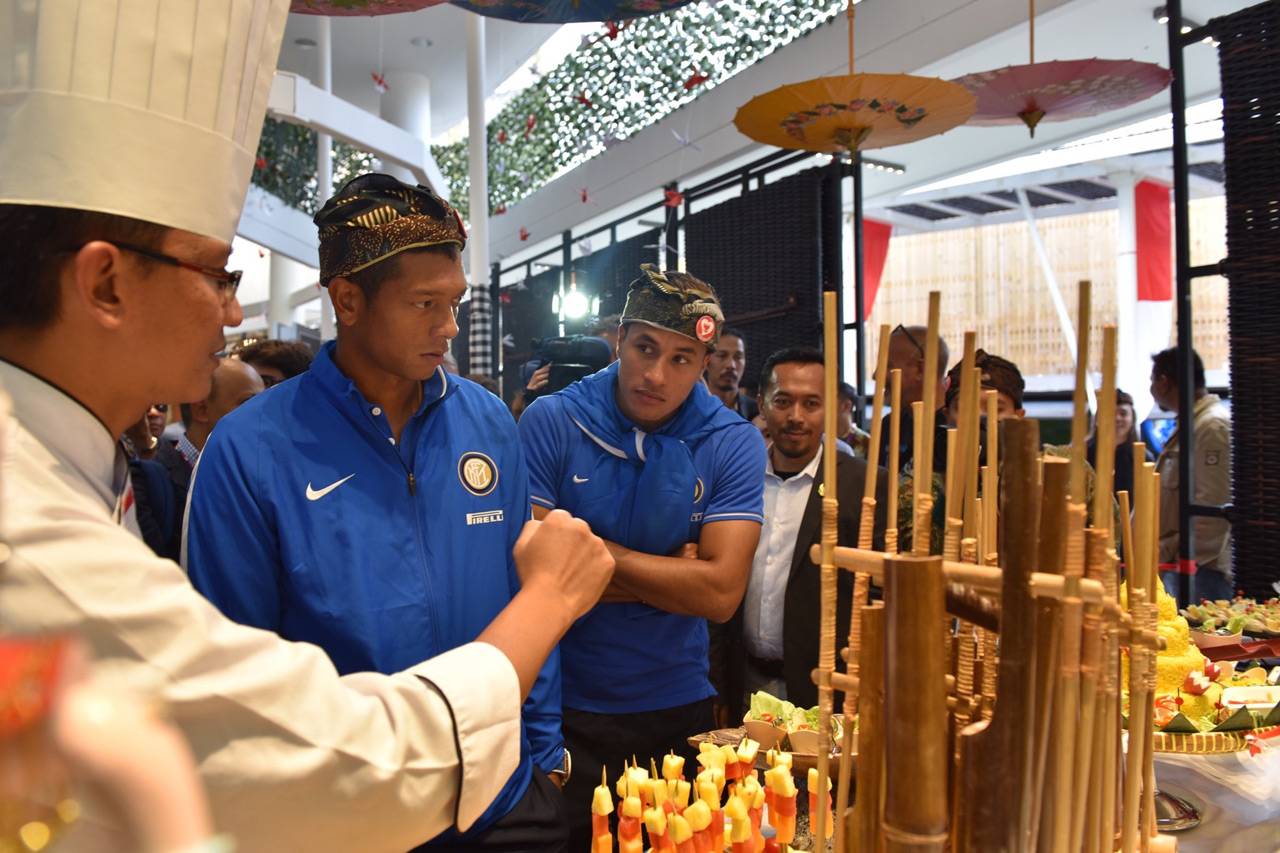 Pesepakbola Inter Milan,...