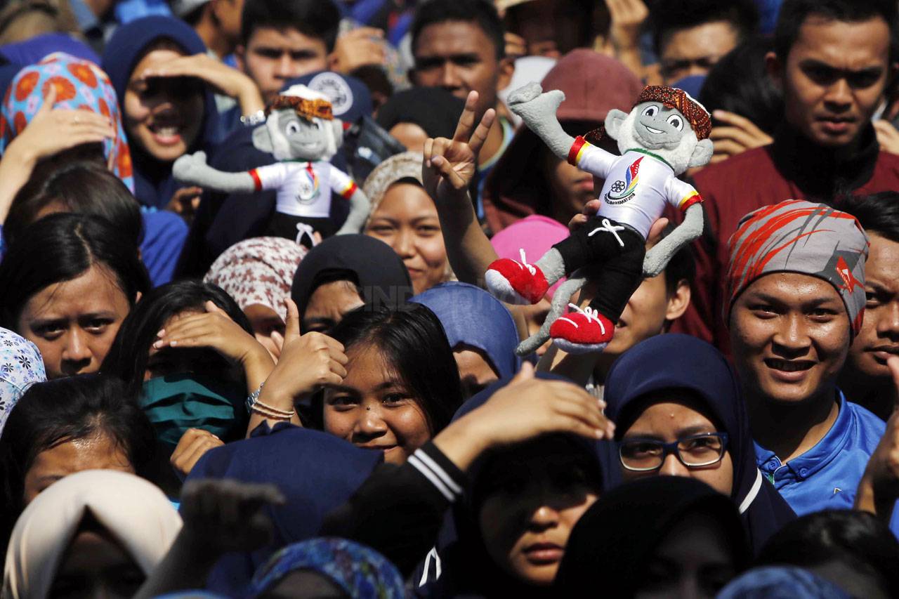 Ribuan Relawan Siap...