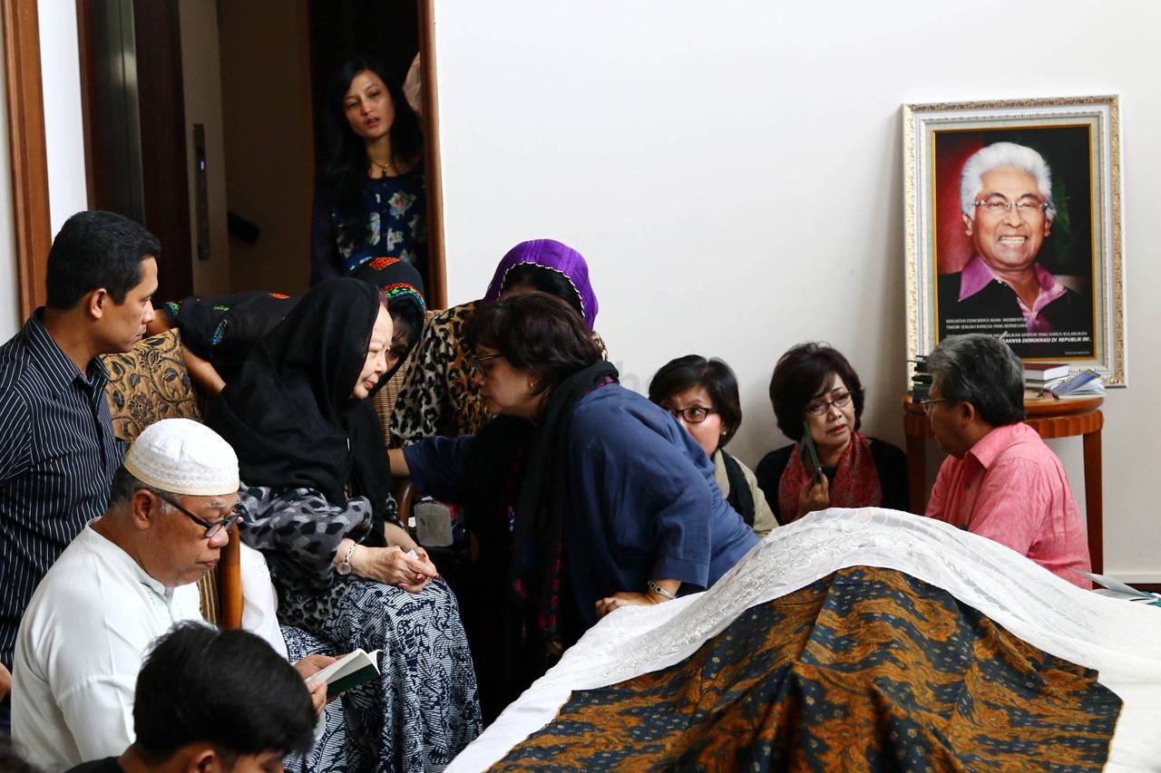 Suasana Rumah Duka Almarhum...