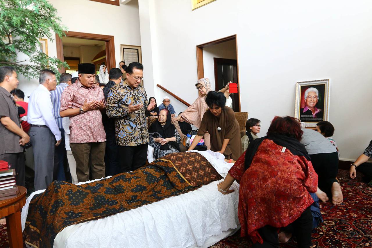 Suasana Rumah Duka Almarhum...