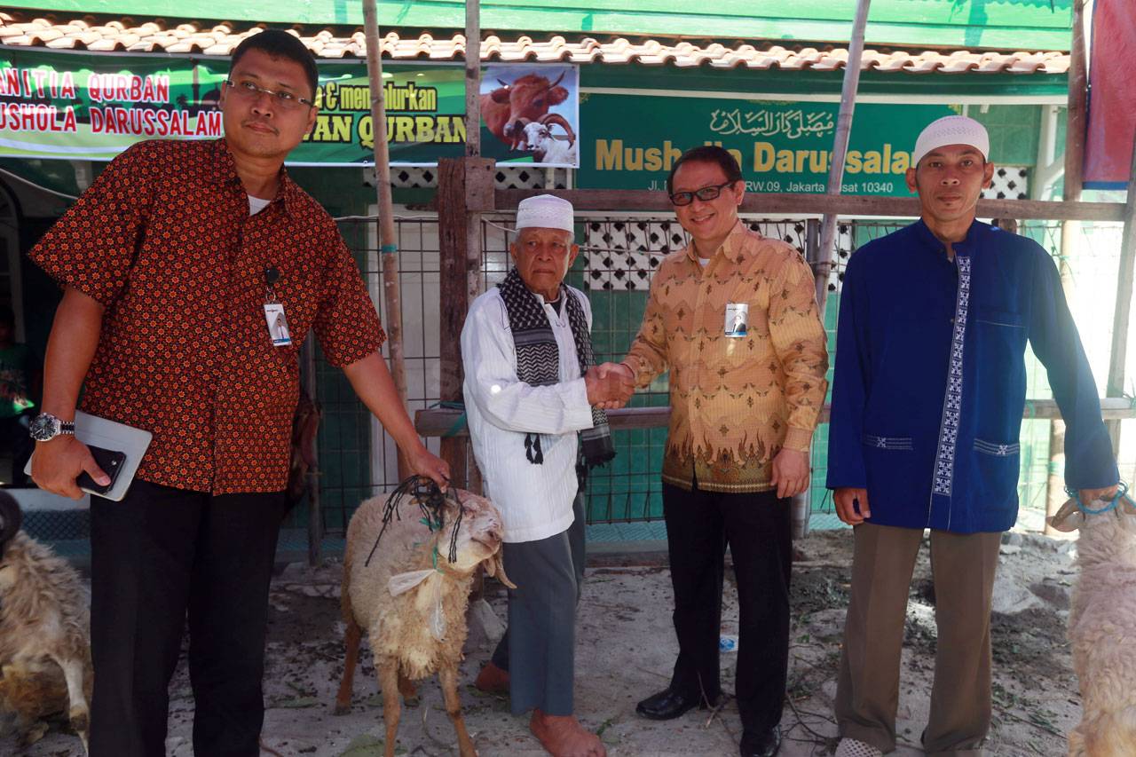MNC Bank Serahkan Hewan...
