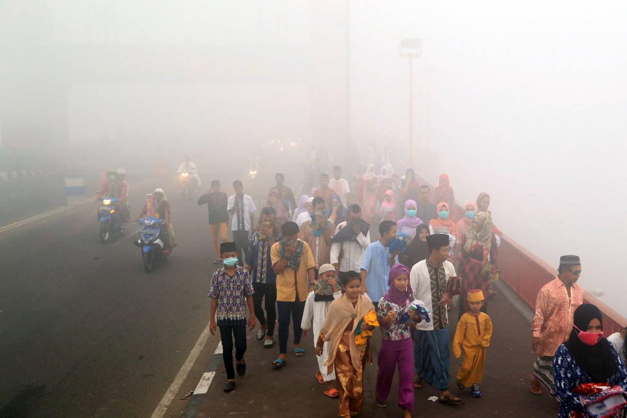 Kabut Asap Sergap Salat...