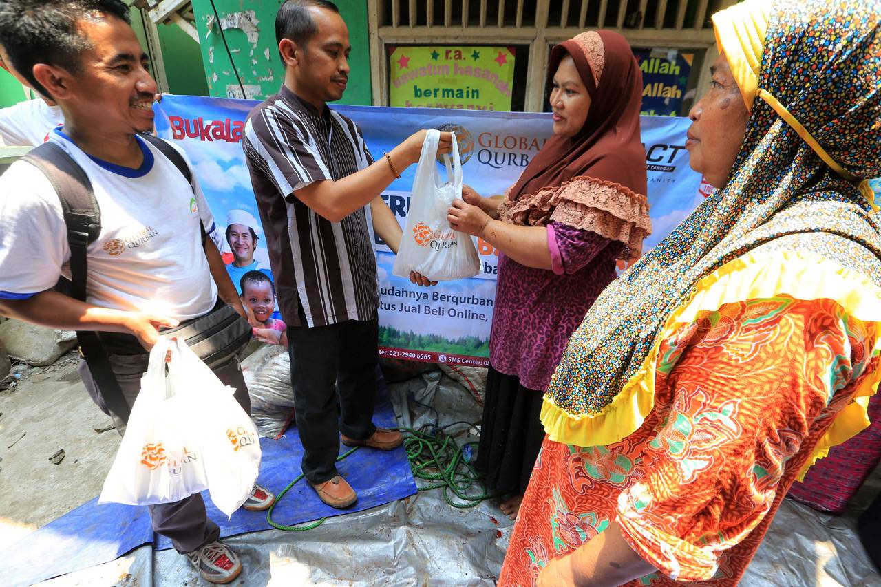 Bukalapak Salurkan Ribuan...
