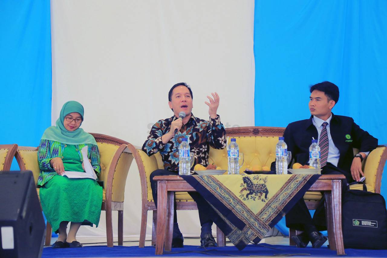 Arief Suditomo Hadiri...