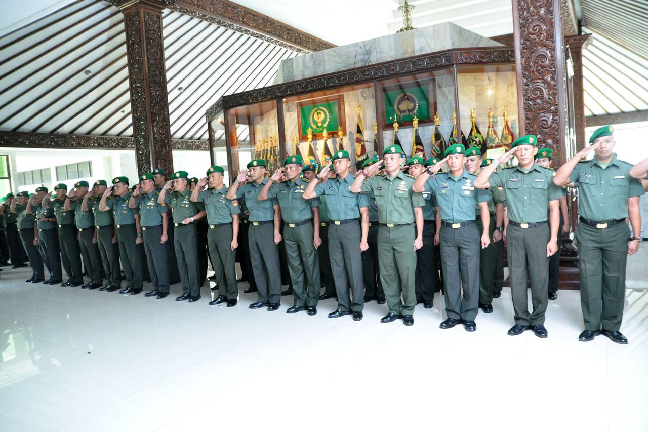 52 Pamen Kodam IV/Diponegoro...