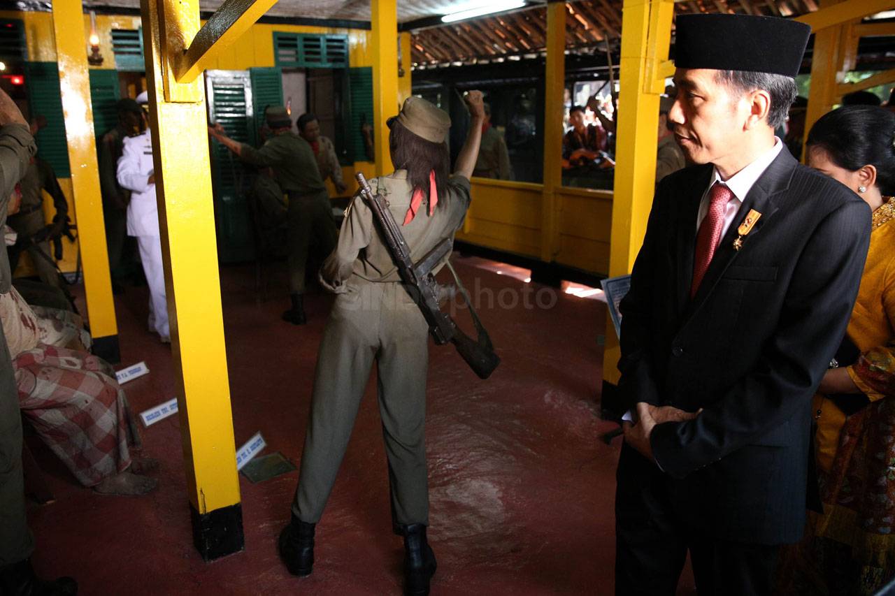 Presiden Jokowi Hadiri...
