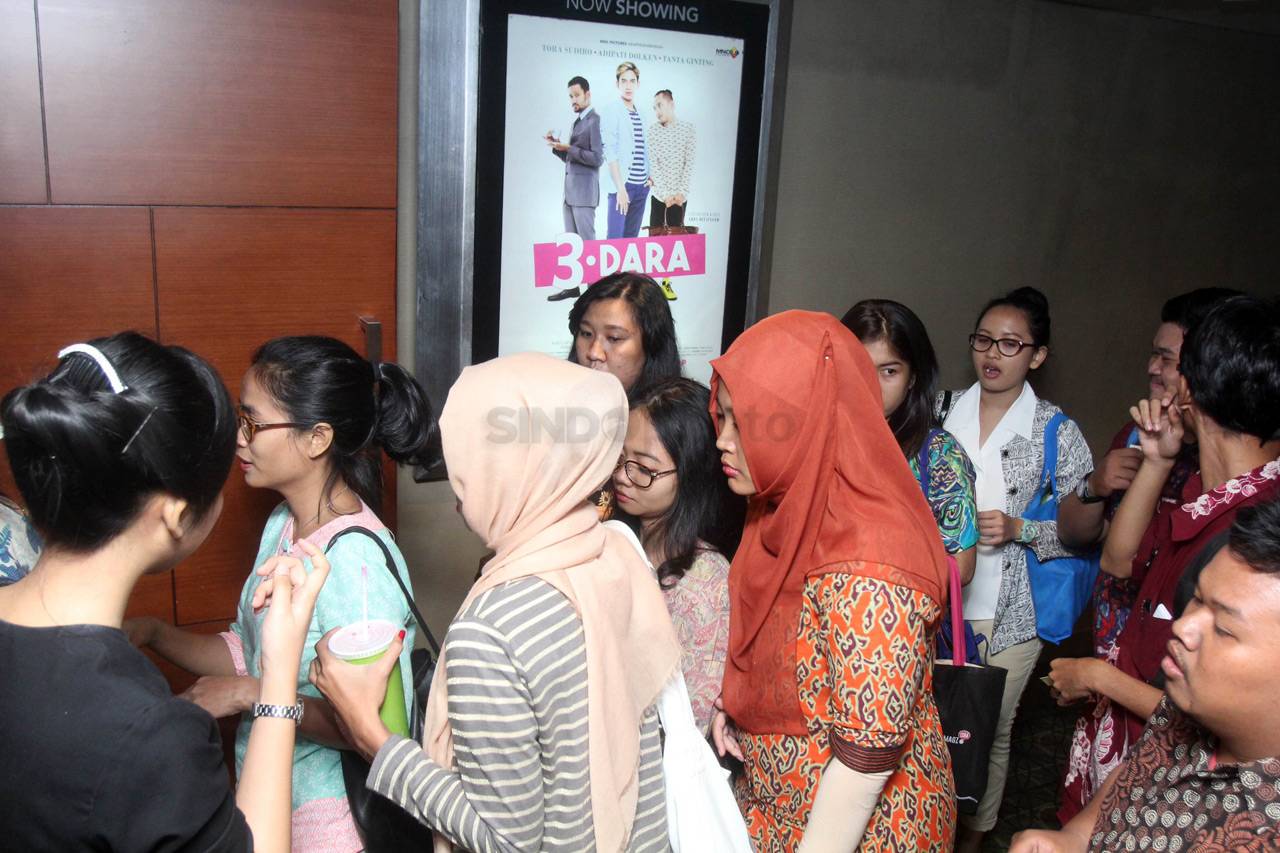 Tora Sudiro Nonton 3...