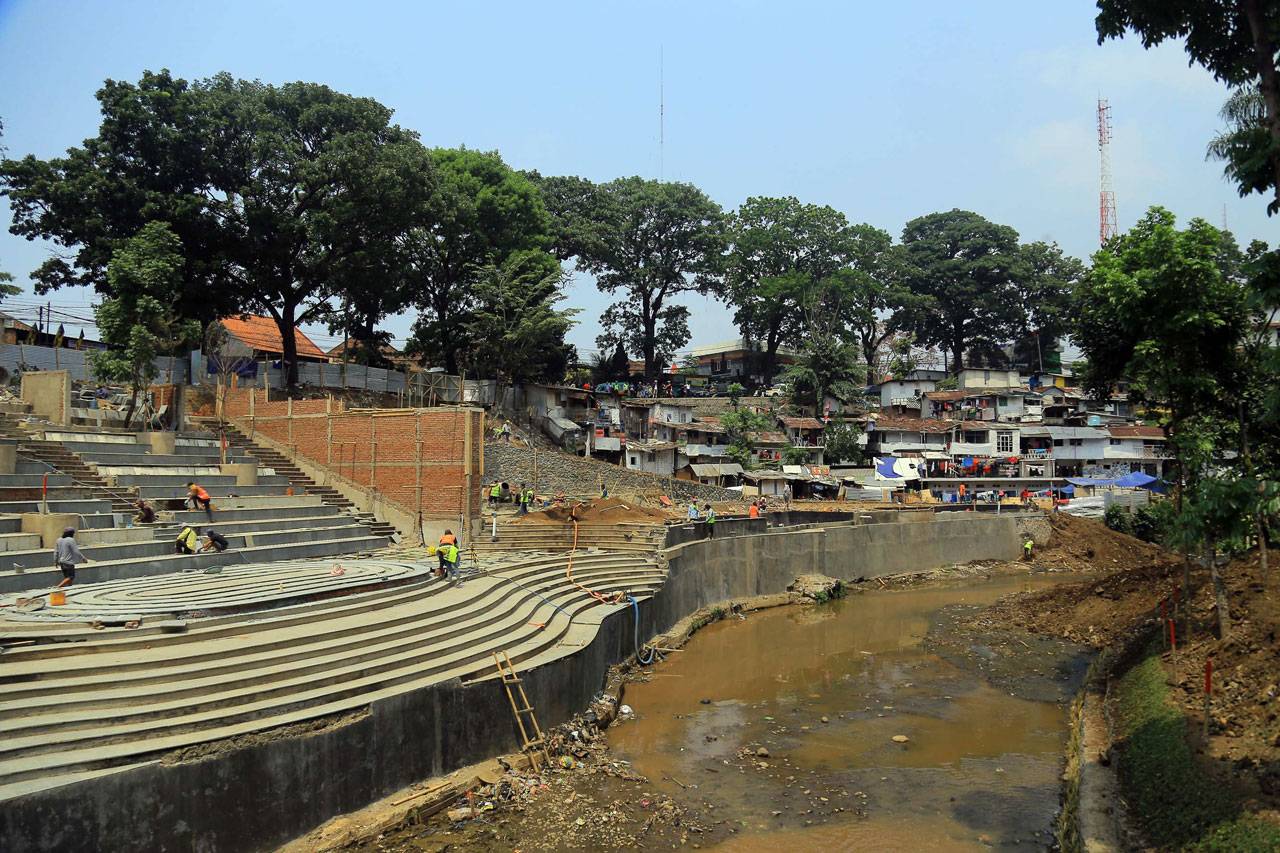 Relokasi Warga Bantaran...