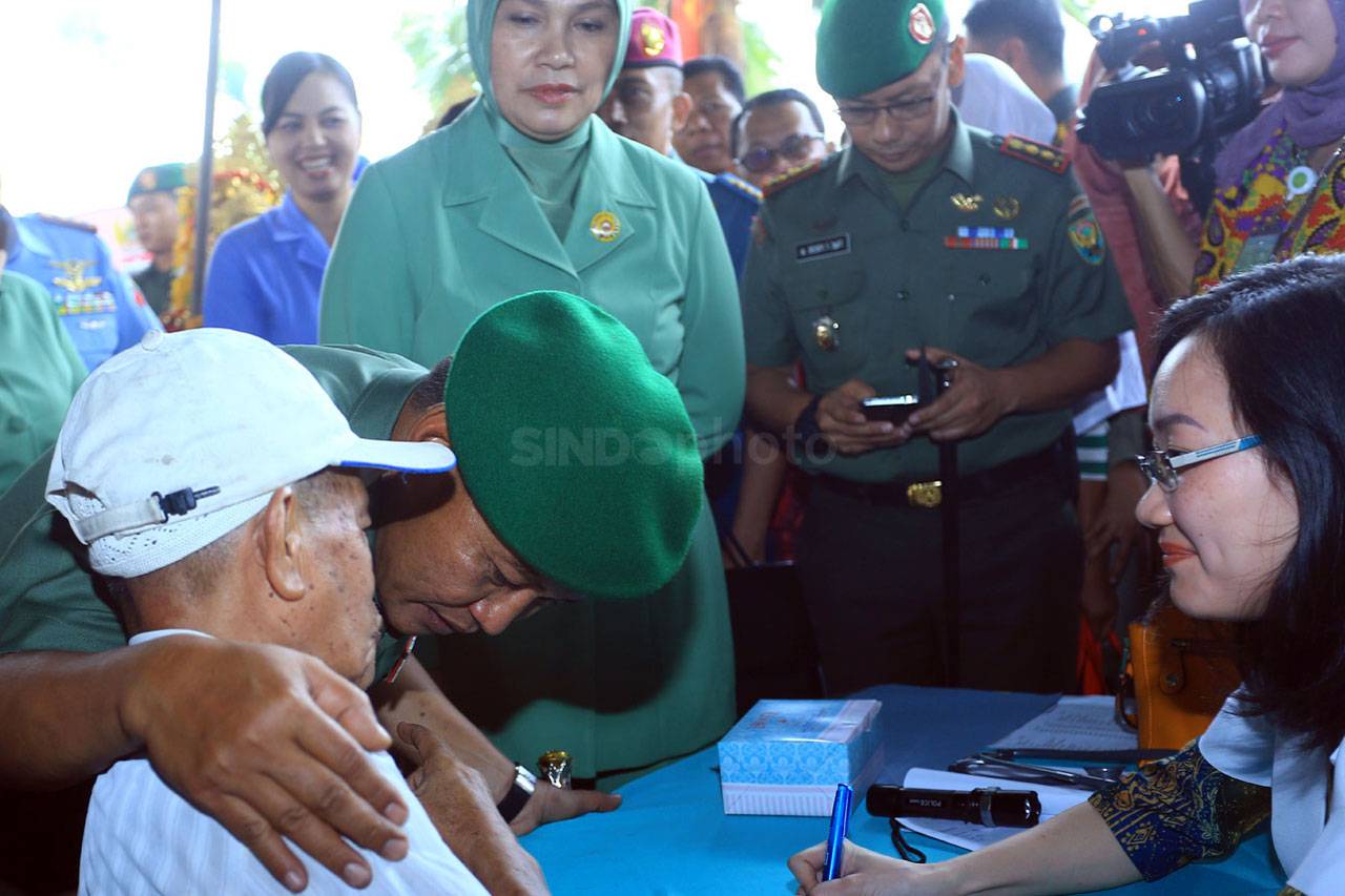 Kodam II/Sriwijaya Bagikan...