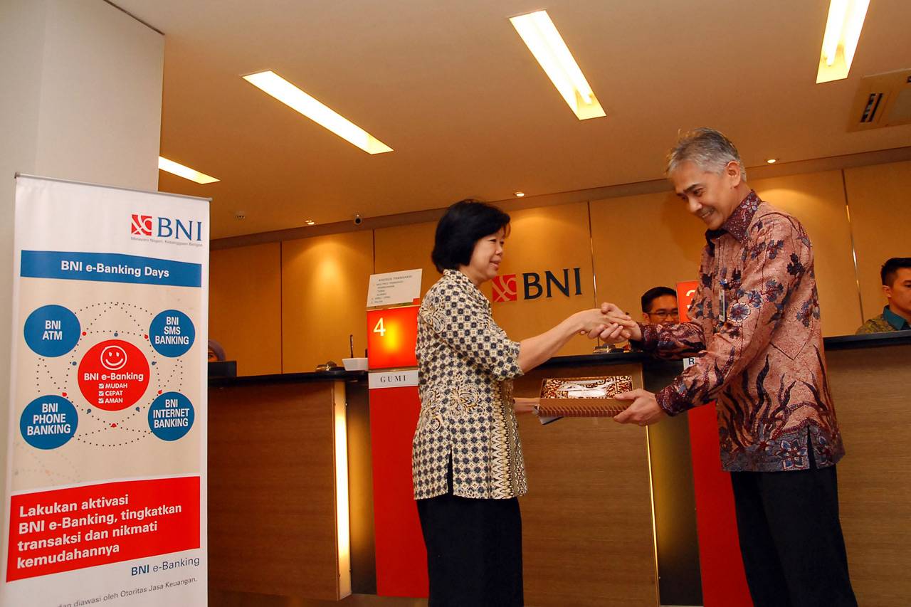 BNI Cabang Harmoni Peringati...