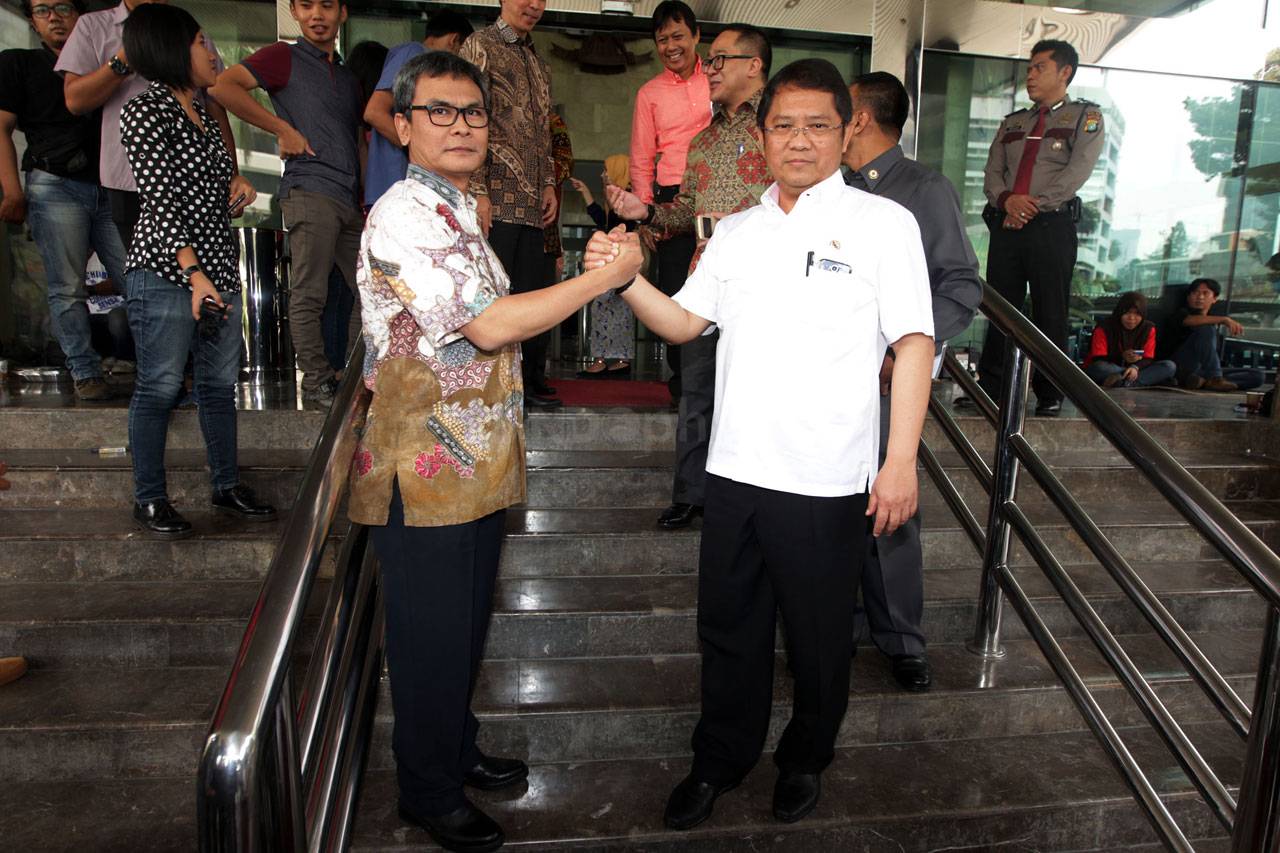 KPK dan Kemenkominfo...
