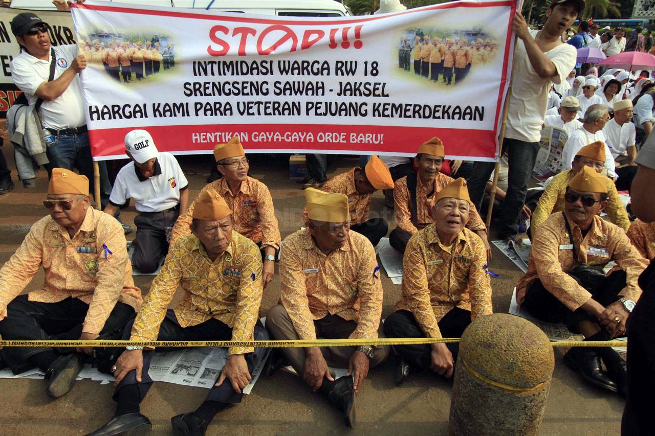 Ratusan Veteran Tolak...