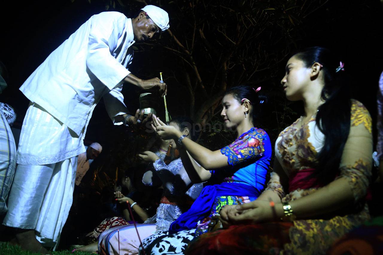 Umat Hindu Palembang...