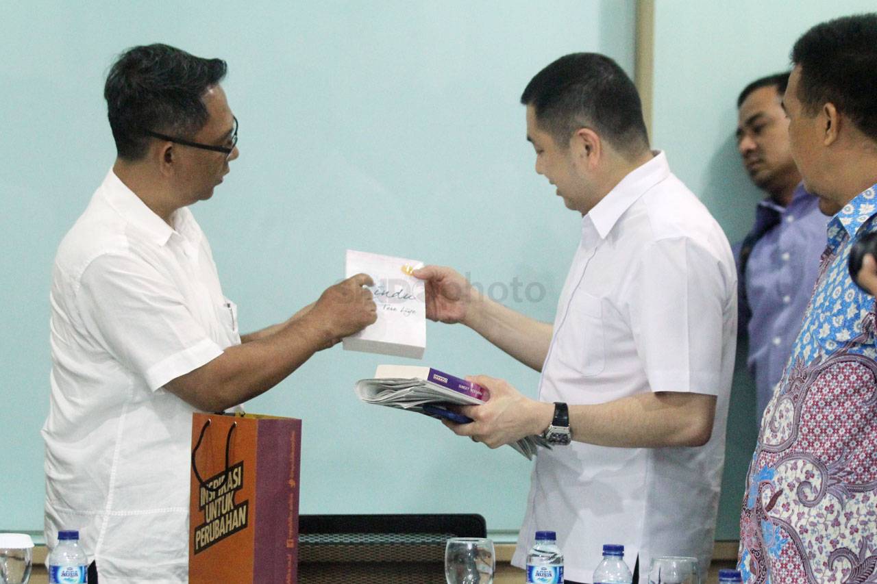 HT Kunjungi Harian Republika