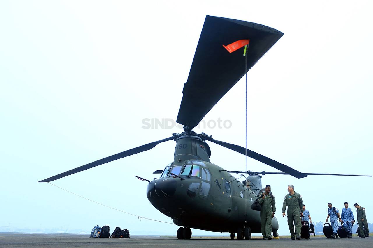 Helikopter Chinook Singapura...