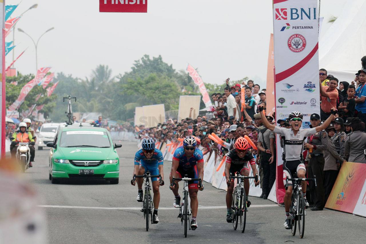 Arvin Goudarzi Juara...