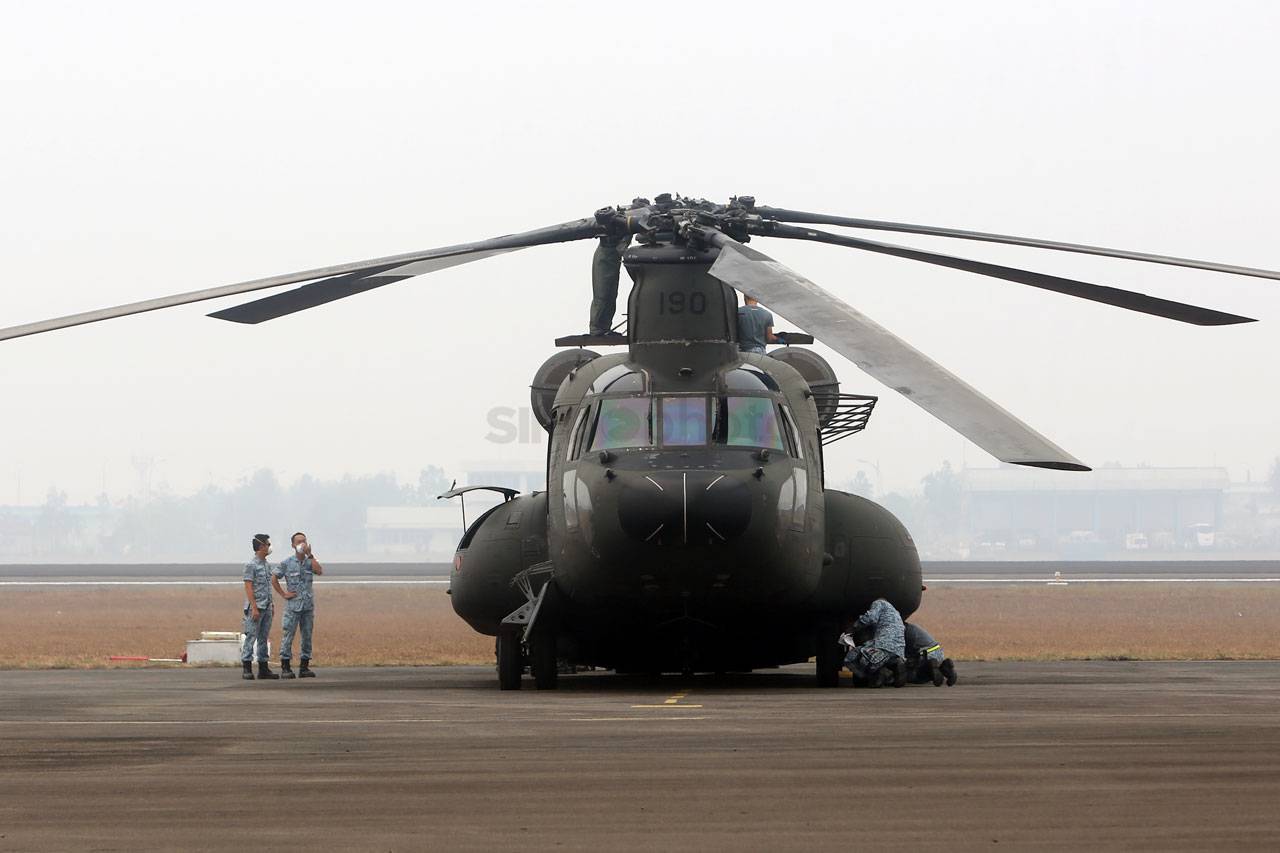 Besok Heli Chinook Singapura...