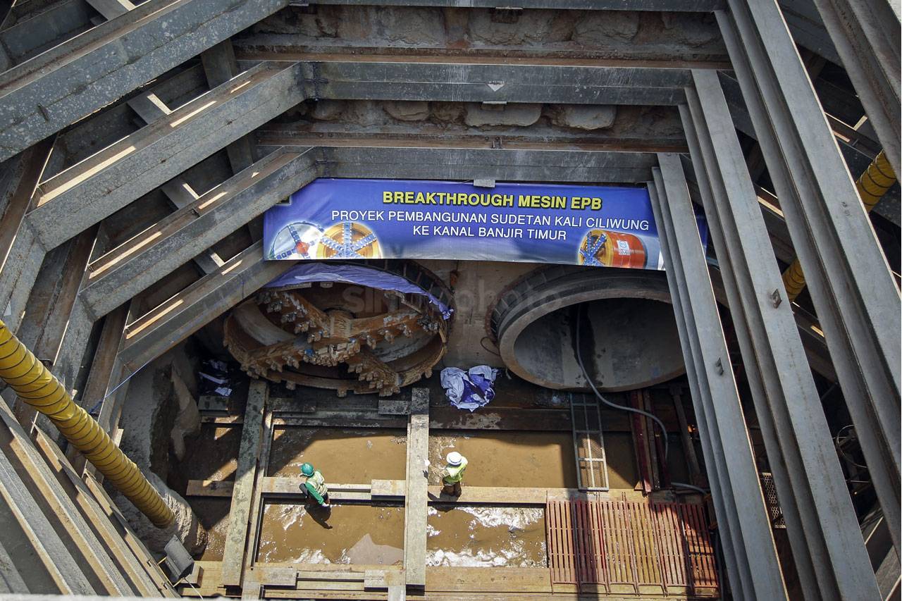 Proyek Sodetan Ciliwung...