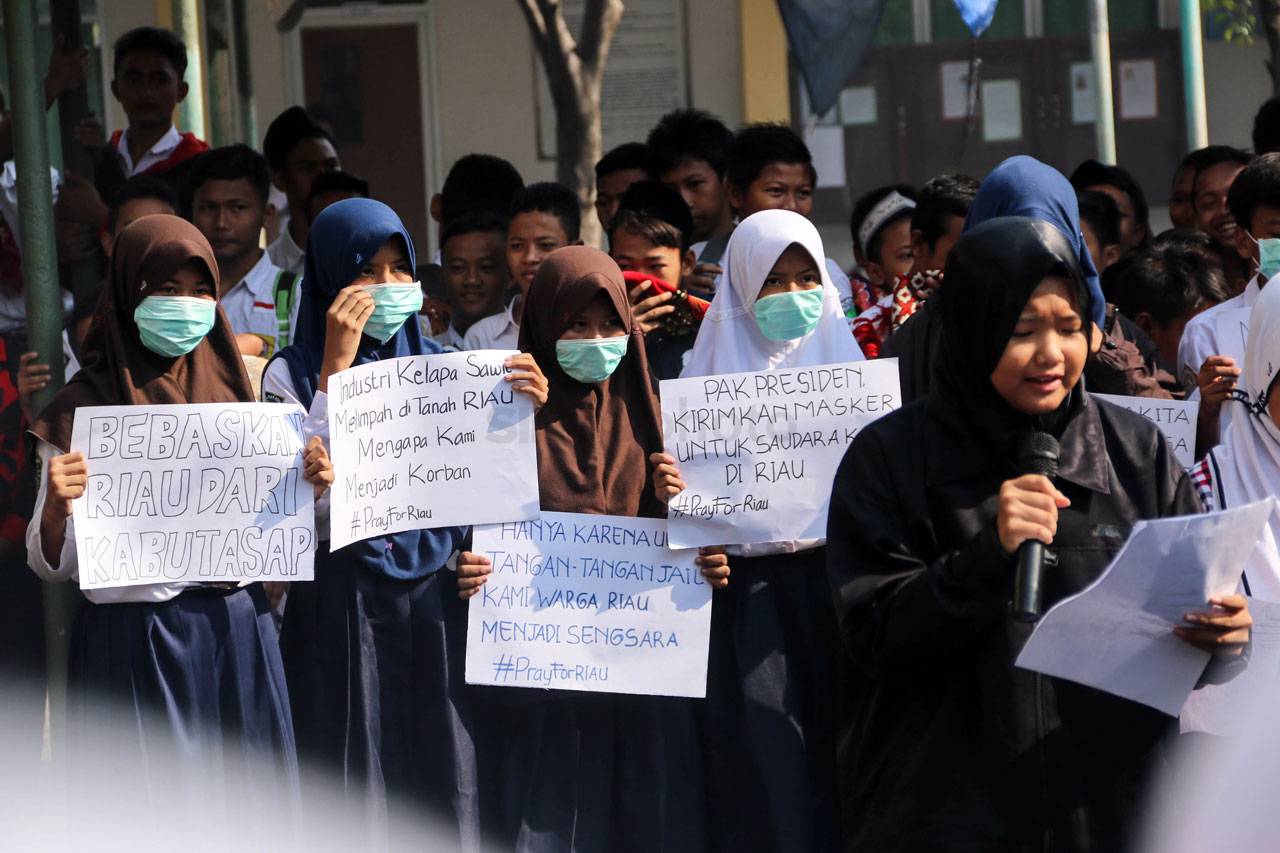 Pelajar di Semarang...