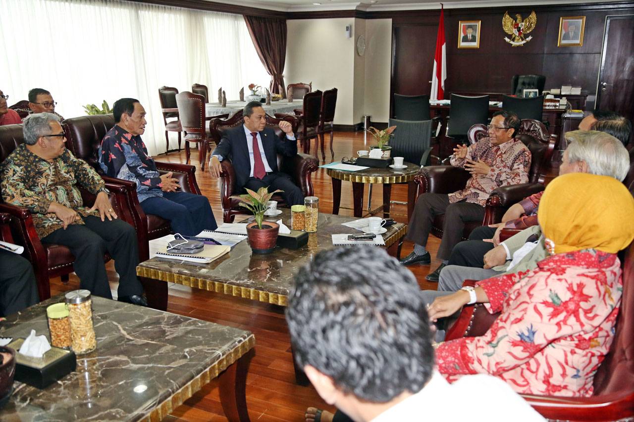 Munas Asosiasi Pengajar...