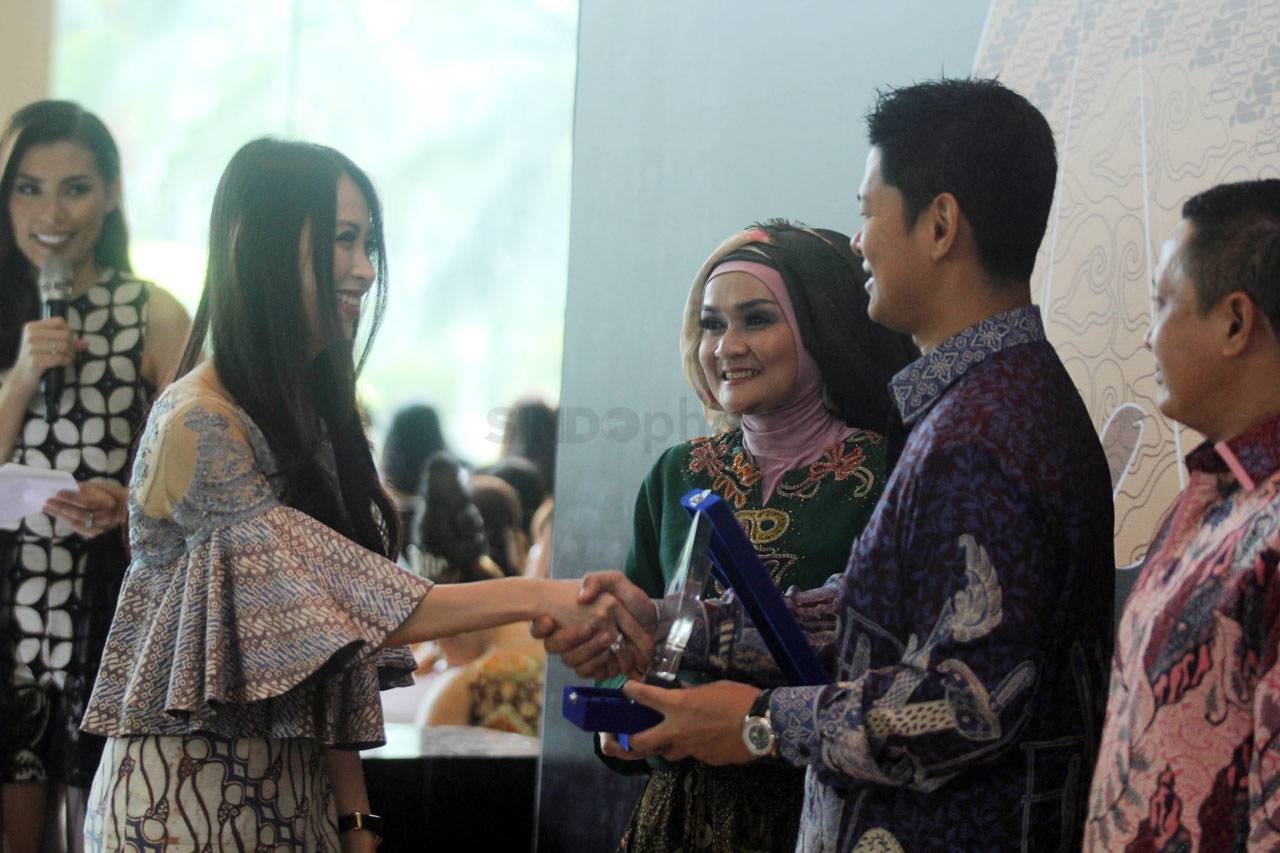 MNC Fashion Persembahkan...