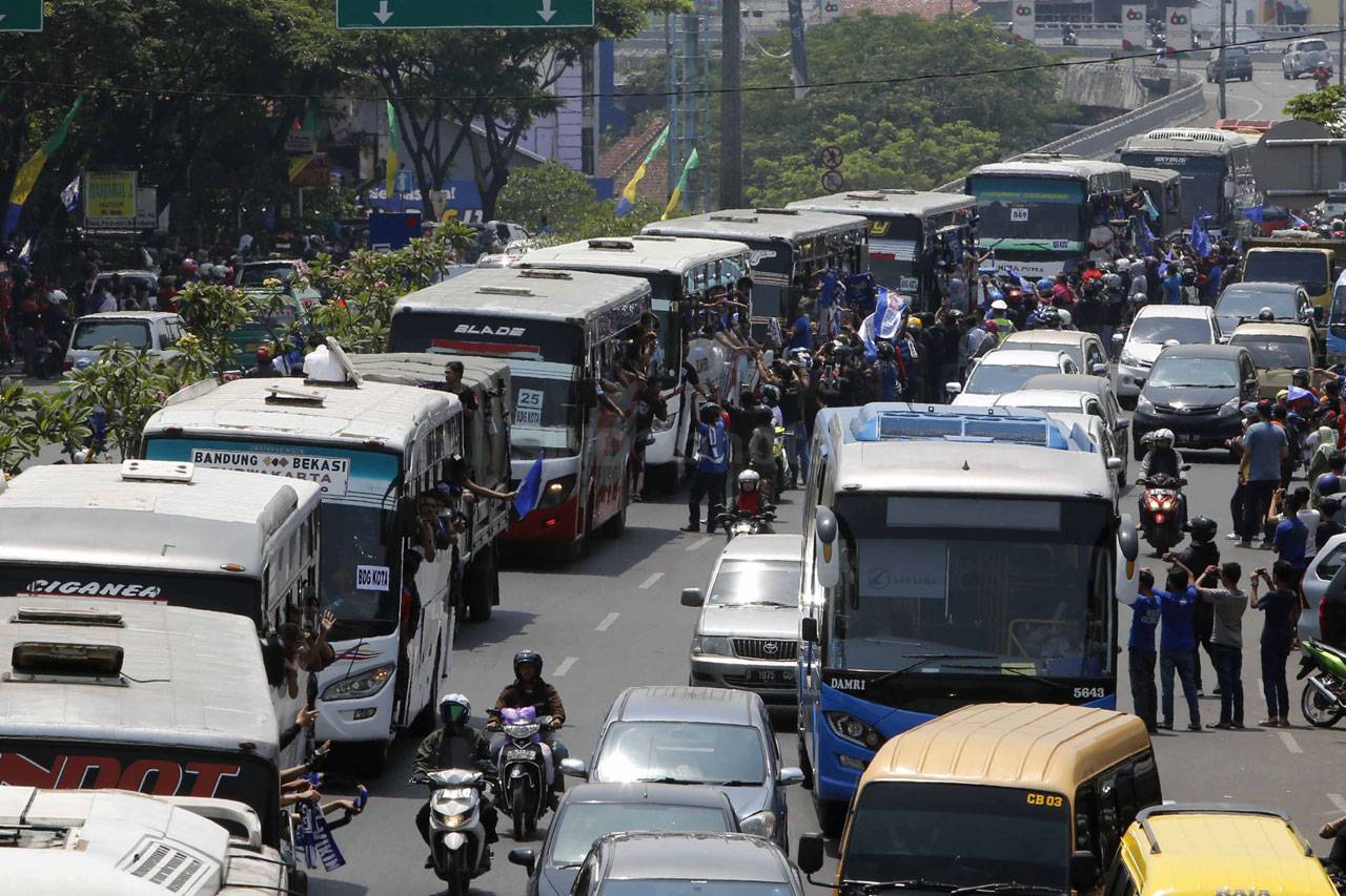 Kapolda Jabar Lepas...