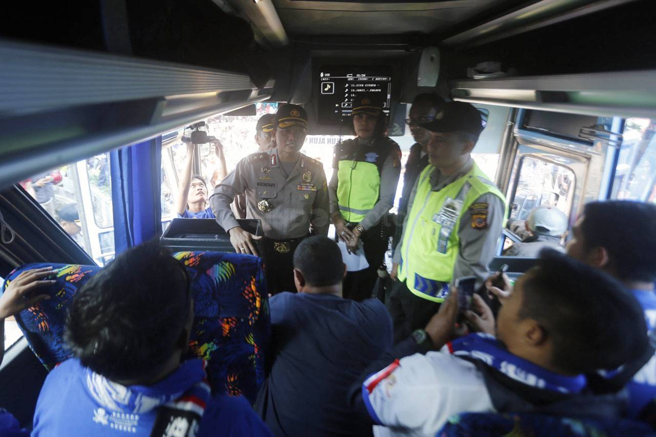 Kapolda Jabar Lepas...