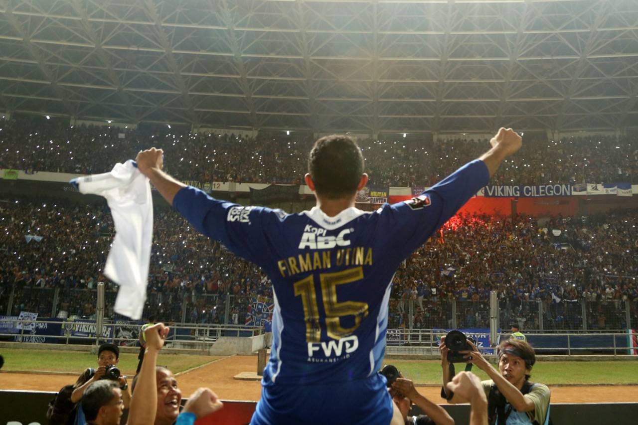 Aksi dan Selebrasi Persib