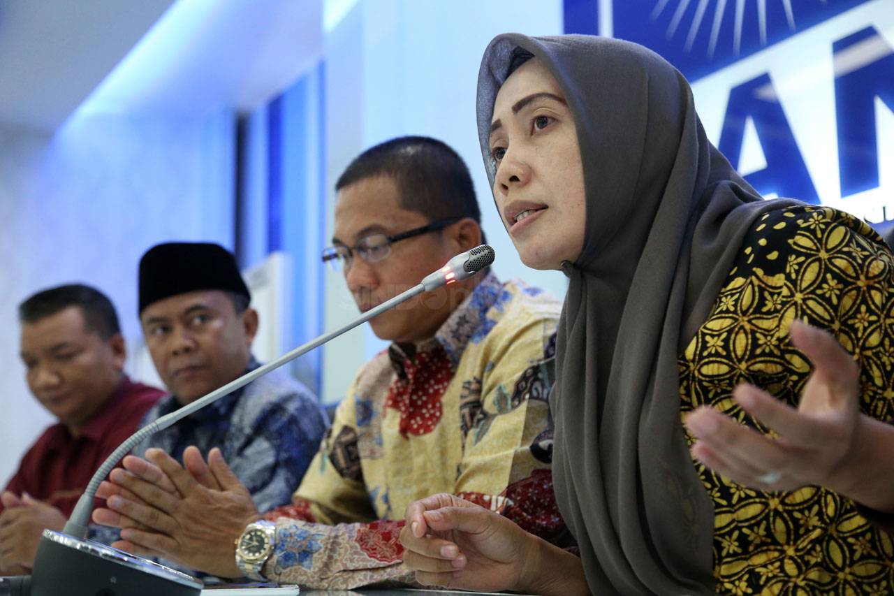 Mogok Kerja Karyawan...