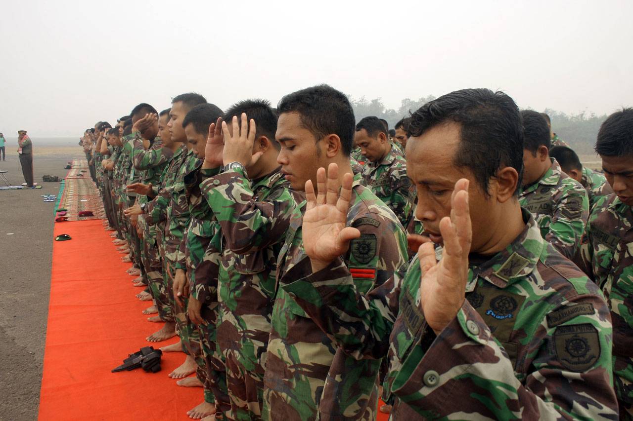 Ribuan Prajurit TNI...
