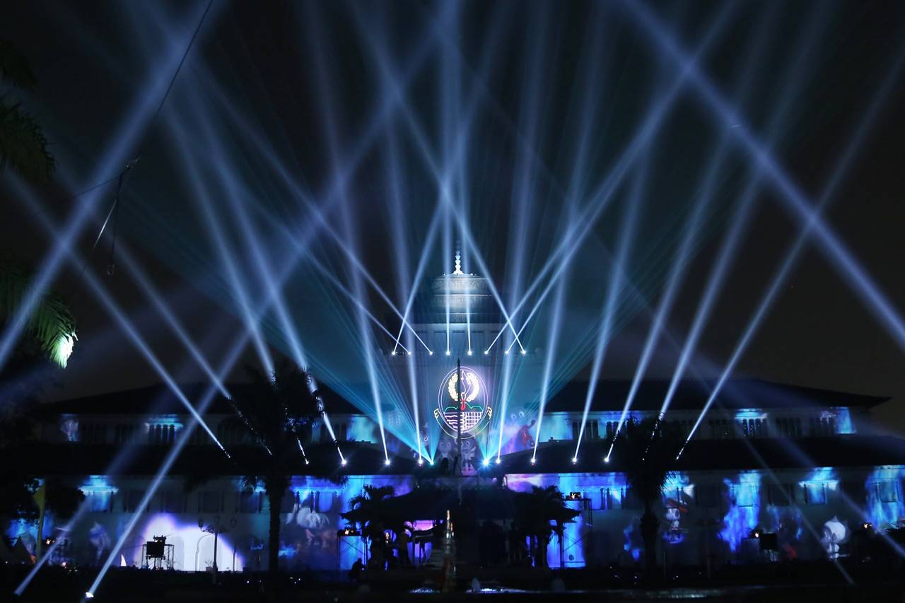 Video Mapping Hias Gedung...